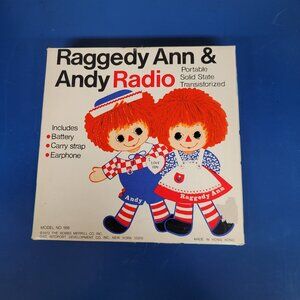 Raggedy Ann & Andy Transistor Radio w/ Box & New Battery!  Works Great!